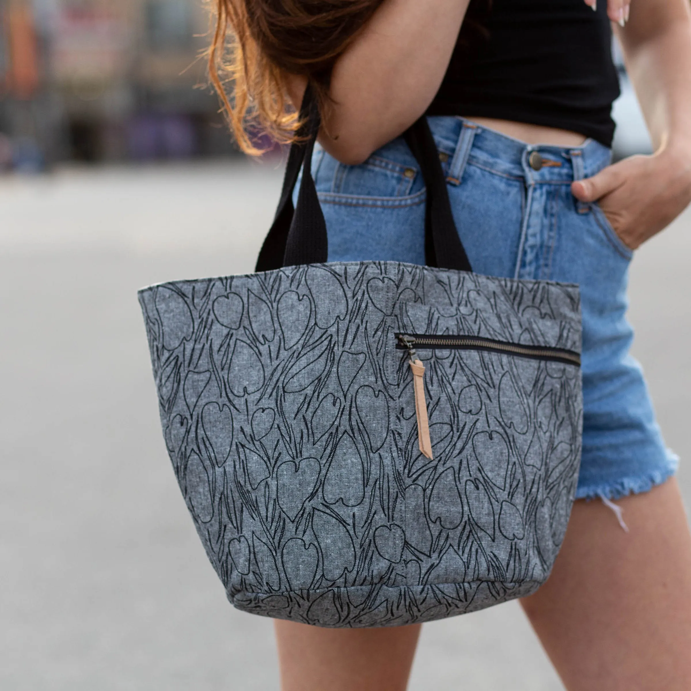 Crescent Tote - Noodlehead