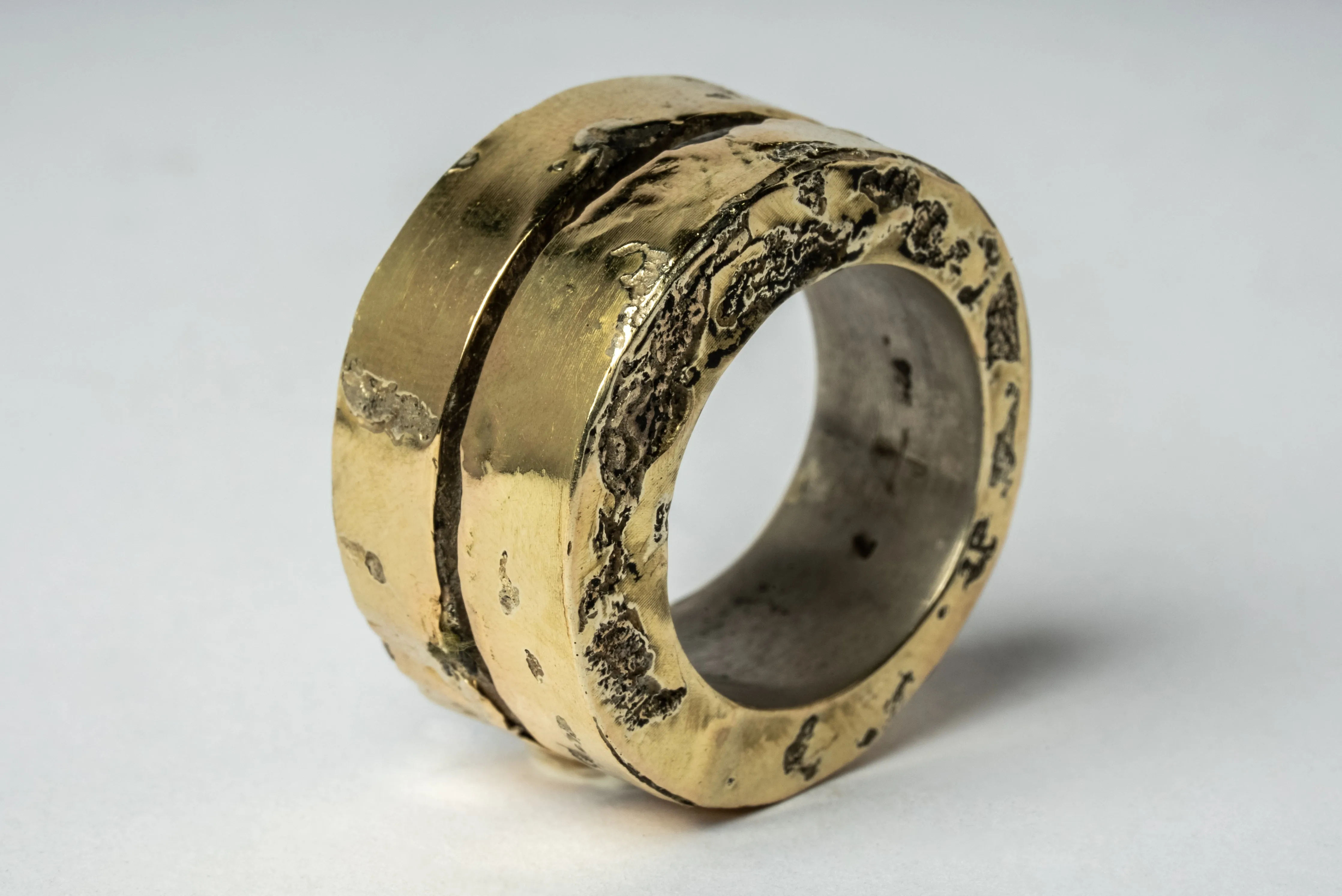 Crevice Ring v2 (Full Fuse, Narrow, DA18K)