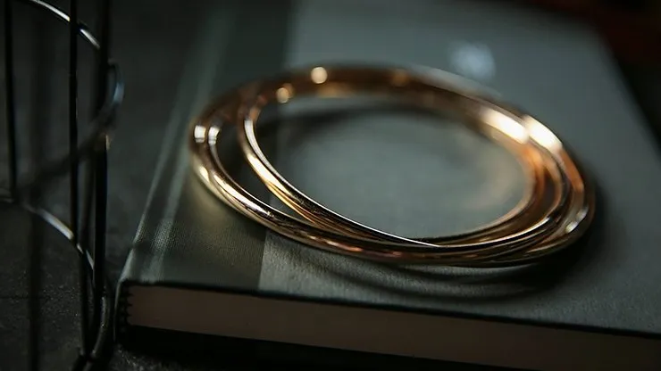 Linking Rings 4 Inch Gold by TCC