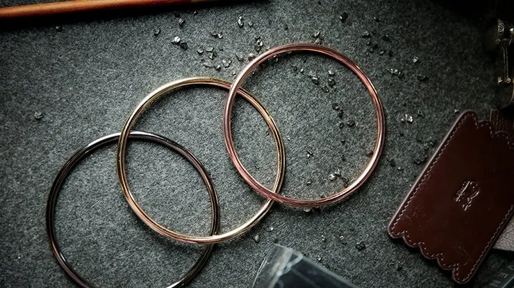 Linking Rings 4 Inch Gold by TCC