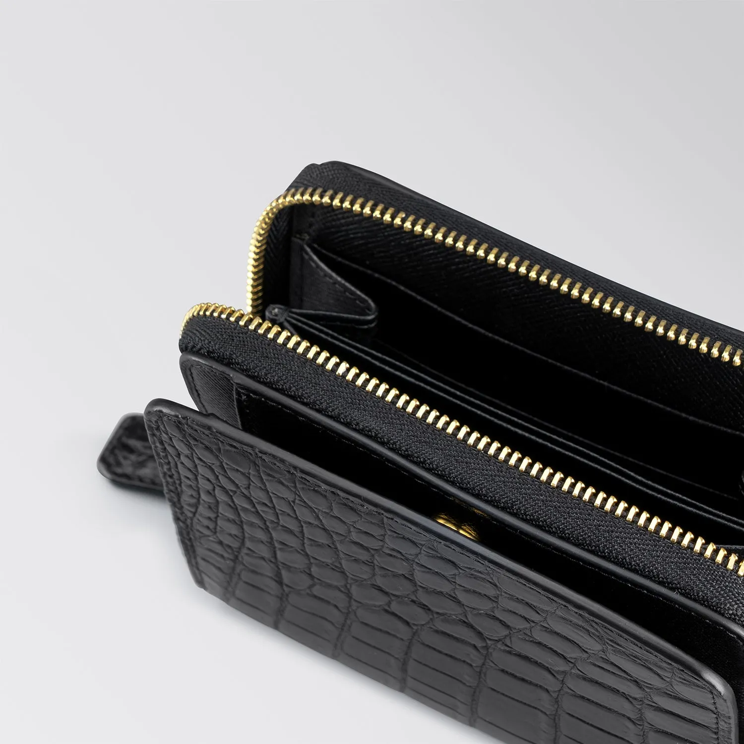 SNAP ZIPPER WALLET